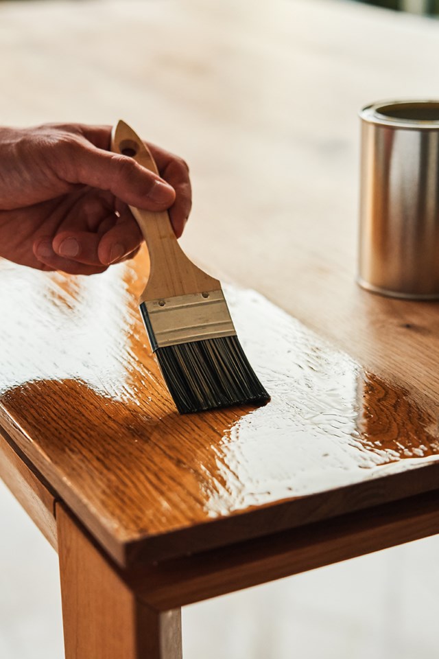 Dale una nueva vida a tus muebles con el lacado